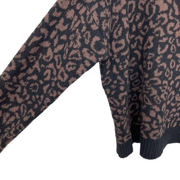 Free People Animal Print Crewneck Sweater Small - Picture 3 of 6